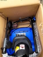 Snow Joe 15 amp 18-inch Single-Stage Electric Snowblower - Image 4
