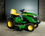 John Deere S180 54-inch Deck 24 HP Hydro Lawn Tractor - Image 8