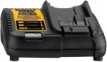 DeWalt dcko86m1 20V MAX Cordless Pole Saw and Pole Hedge Trimmer Combo Kit - Image 3