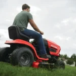 Craftsman T110 42" Lawn Tractor 547cc - Image 7