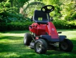 Troy-Bilt TB30T Compact Riding Lawn Mower - Image 8