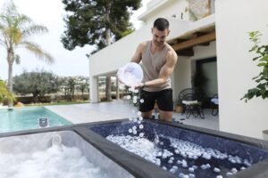 Salu Spa Glacial Heat Ice Bath and Hot Tub, Energy Efficient - Image 6