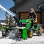 John Deere 44_inch - 100 Series Two_Stage Snowblower - Image 4