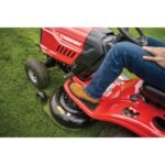 Troy-Bilt Bronco 42" Riding Lawn Mower - Image 4