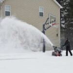 Toro 24 in. (61 cm) SnowMaster 60V Snow Blower with 10Ah Battery and Charger - Image 4