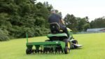 John Deere S140 48-inch Deck 22 HP Hydro Lawn Tractor - Image 7