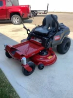 Toro TimeCutter 42 in. Deck Gas Dual Hydrostatic Zero-Turn Riding Mower with Smart Speed - Image 9